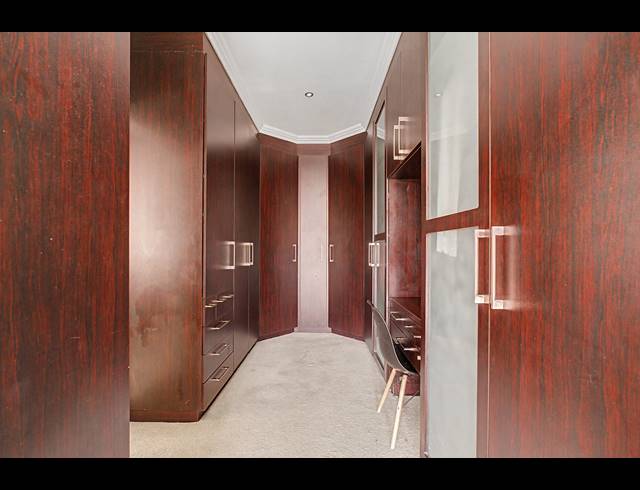 5 BEDROOM HOUSE FOR SALE IN BEVERLEY